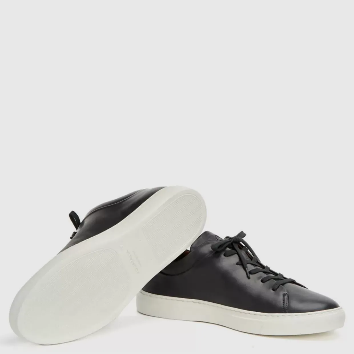 Aquatalia Alaric Black Discount