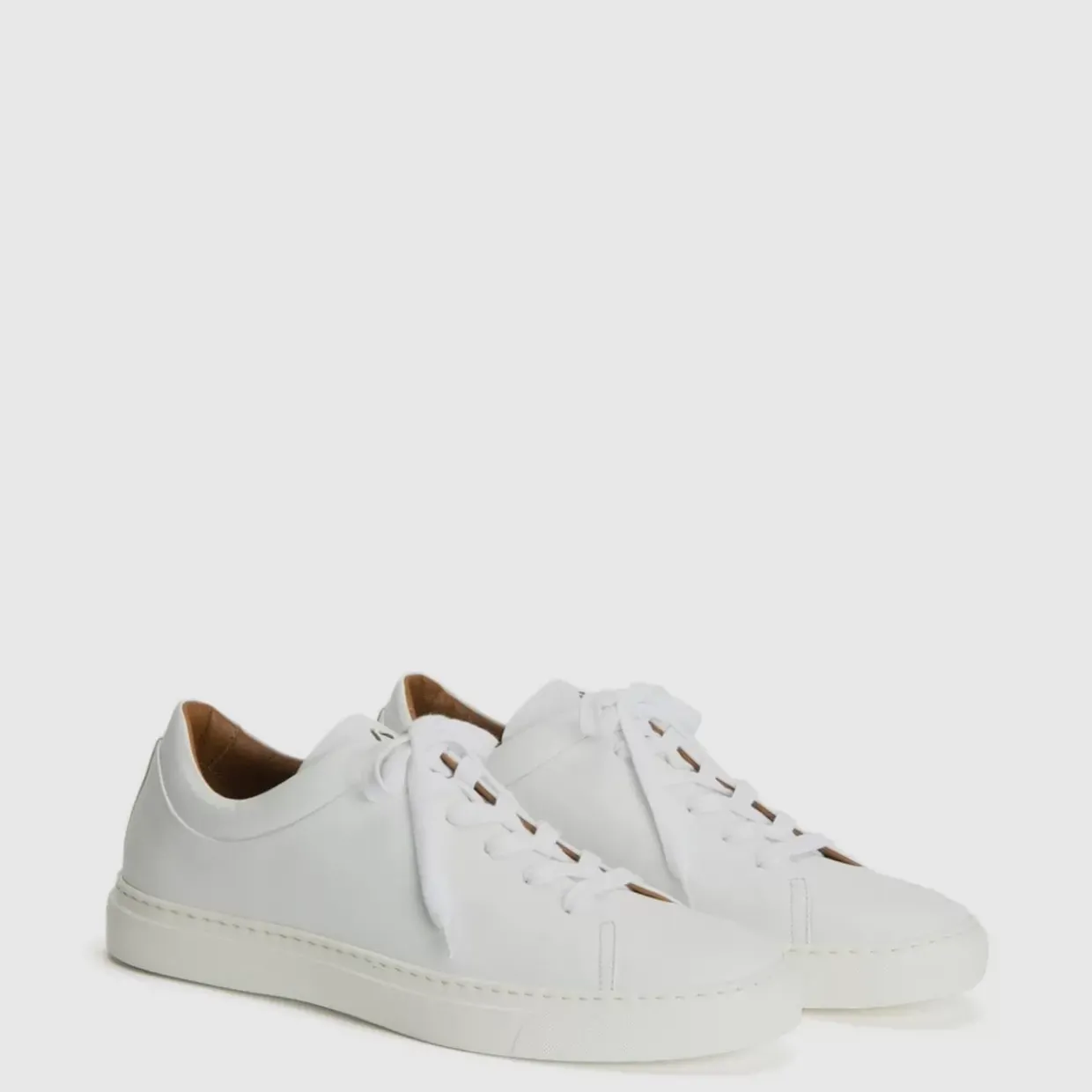 Aquatalia Alaric Black Discount