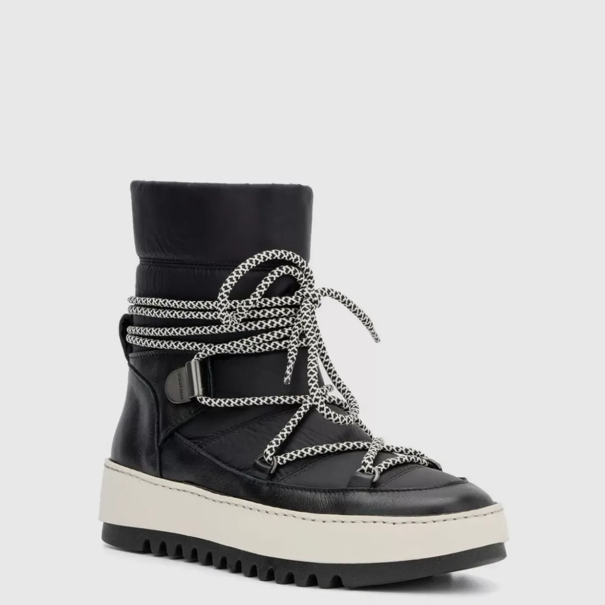 Aquatalia Amalia Black Hot