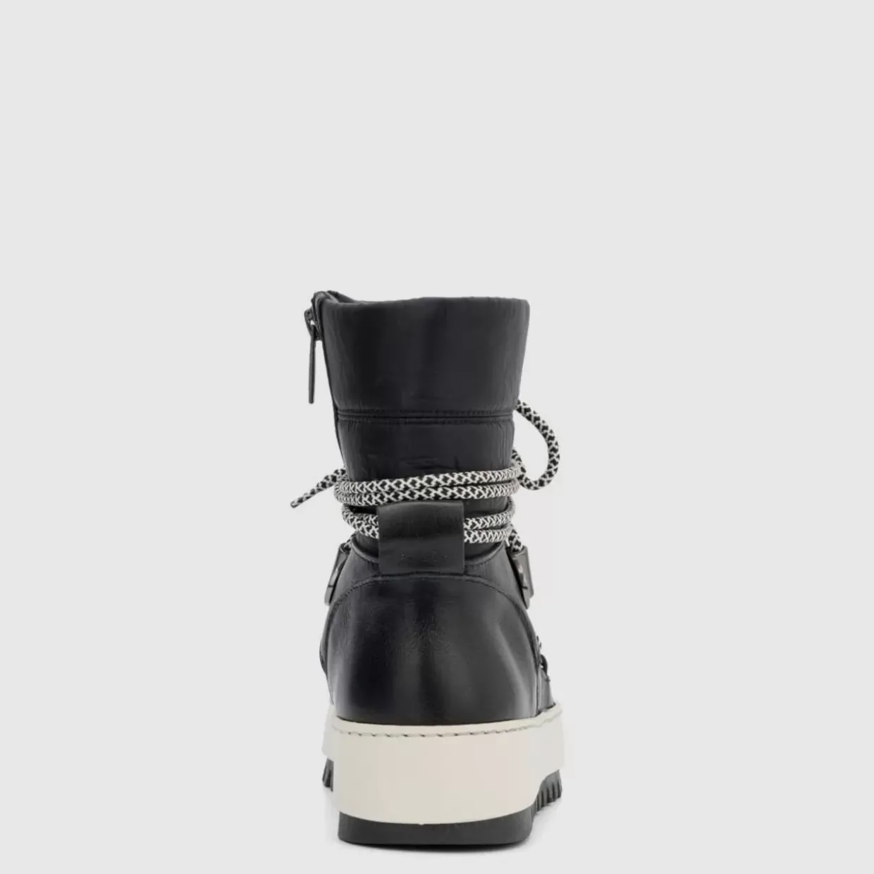 Aquatalia Amalia Black Hot