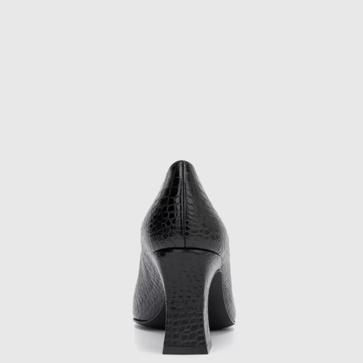 Aquatalia Cele Black Sale