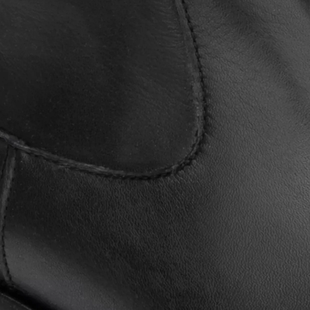 Aquatalia Ciro Black Best