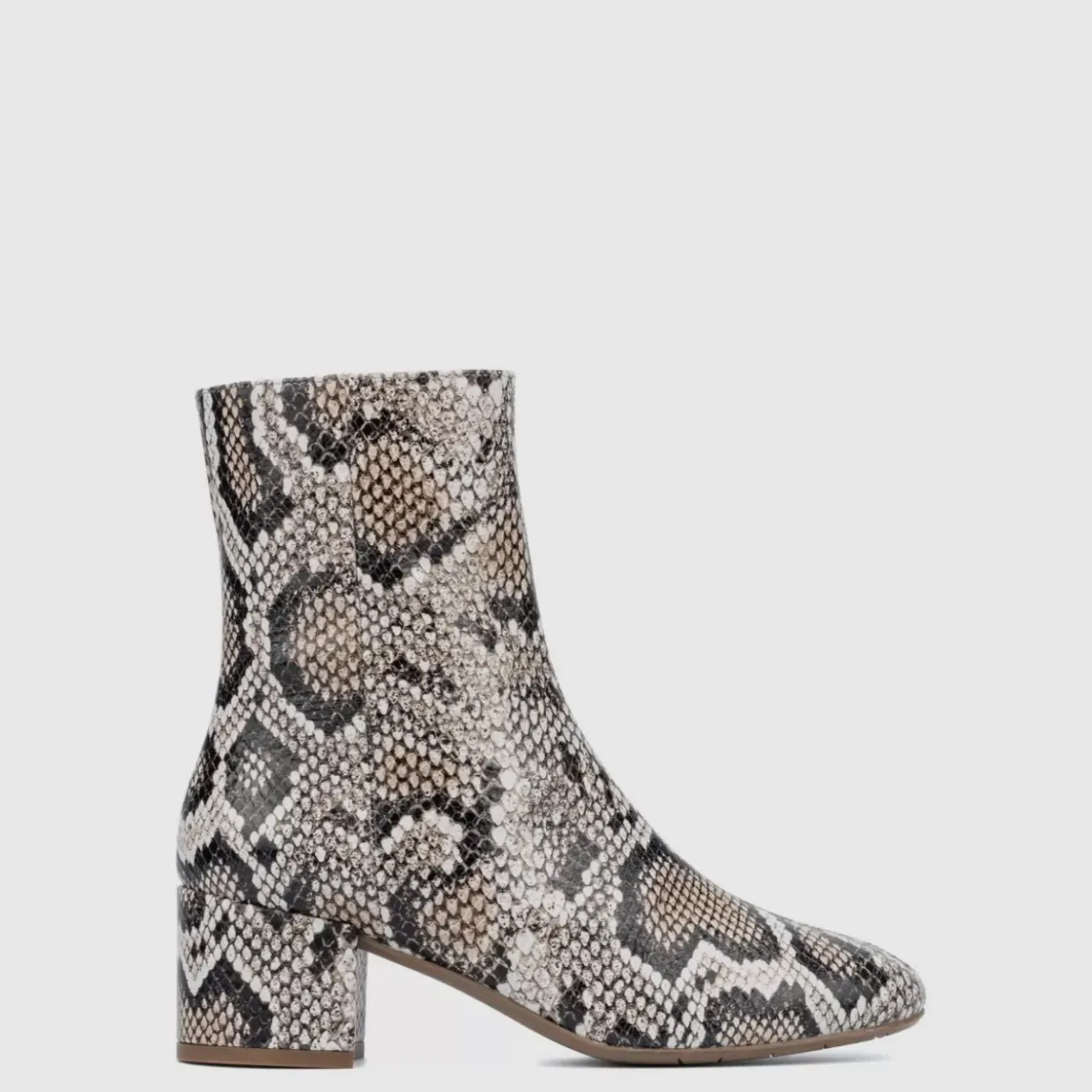 Aquatalia Leonora Natural Discount