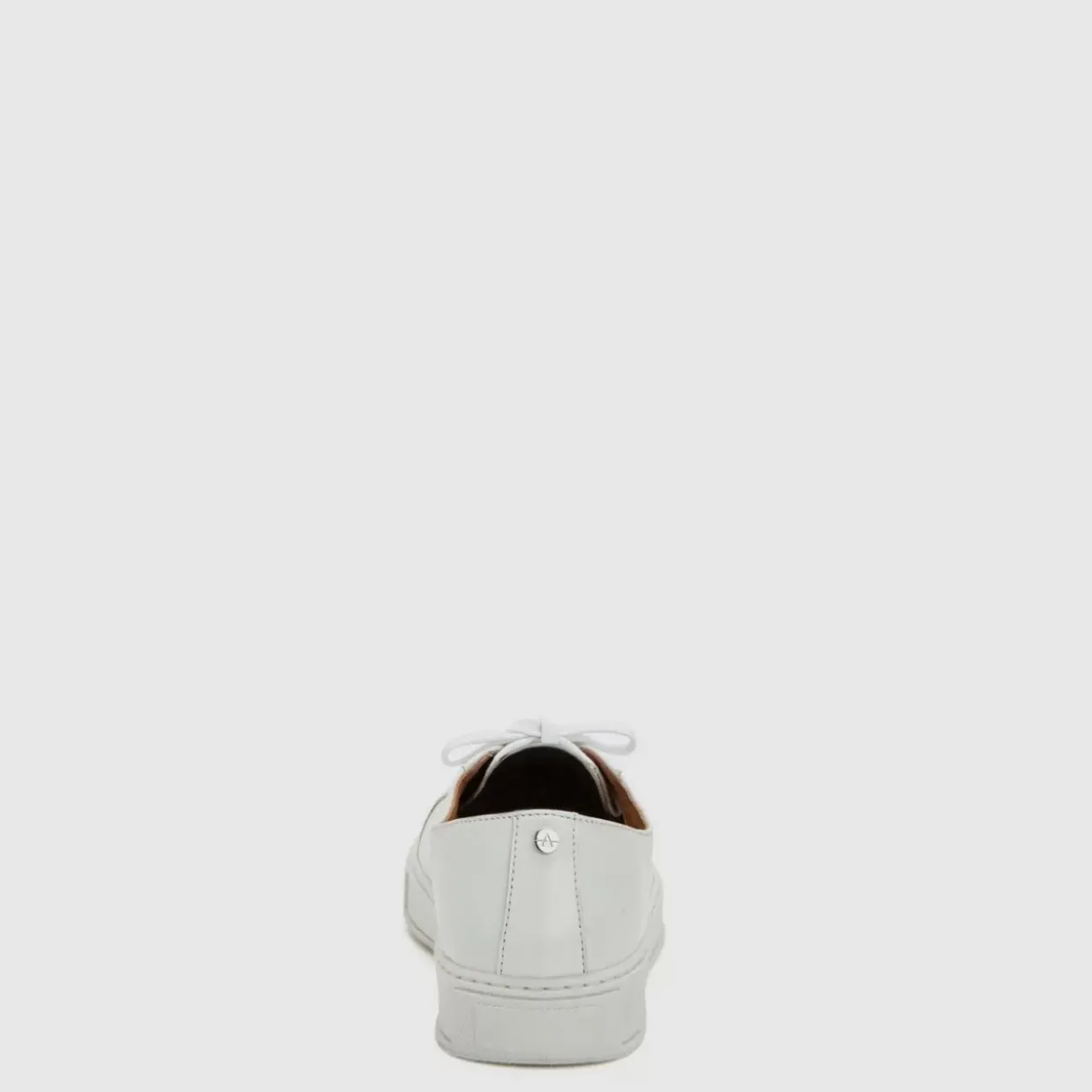 Aquatalia Ollie White Online