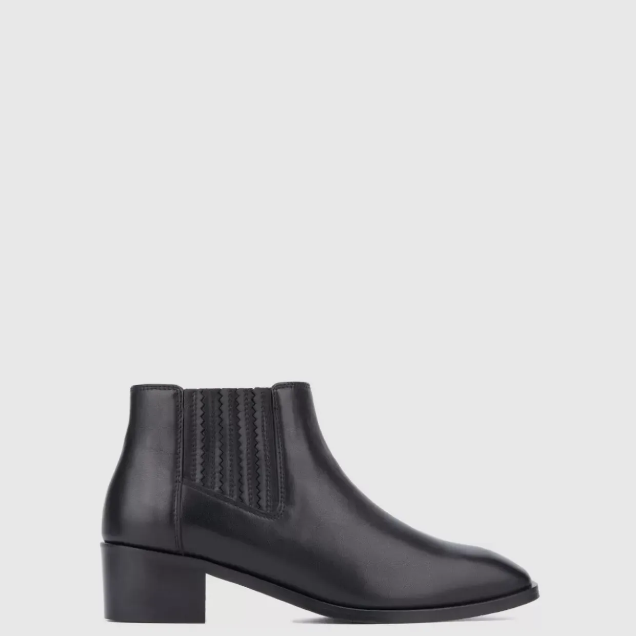 Aquatalia Rosalin Black Hot