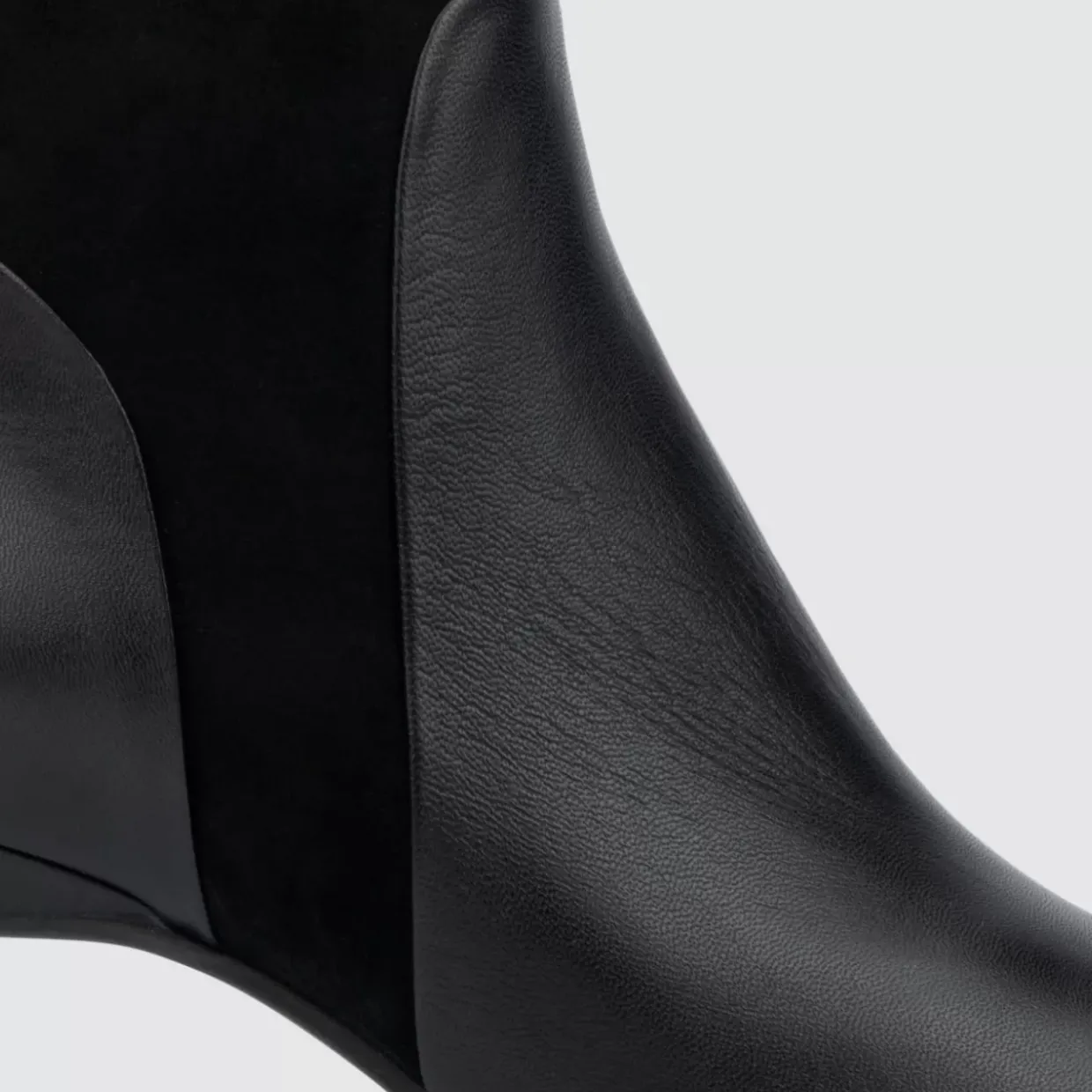 Aquatalia Rowanna Black Hot